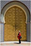 026. Sabine at the gate of the Royal Palace in Fes